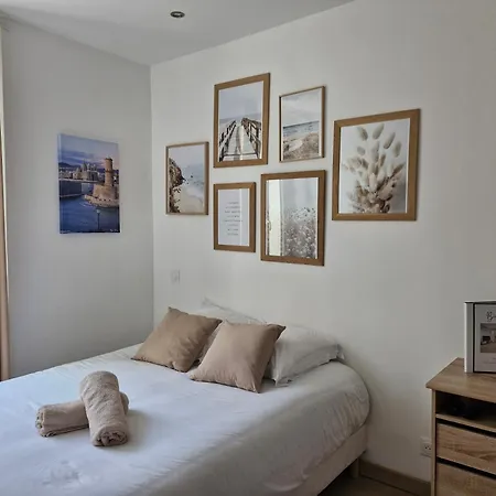 Appartement Tout Confort A 2 Pas Du Centre Ville Aubagne Exterior photo